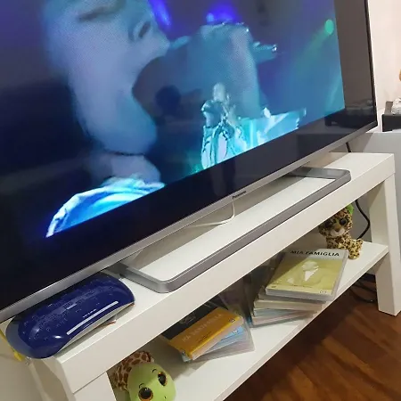 מלון Small Bedroom Vomero's