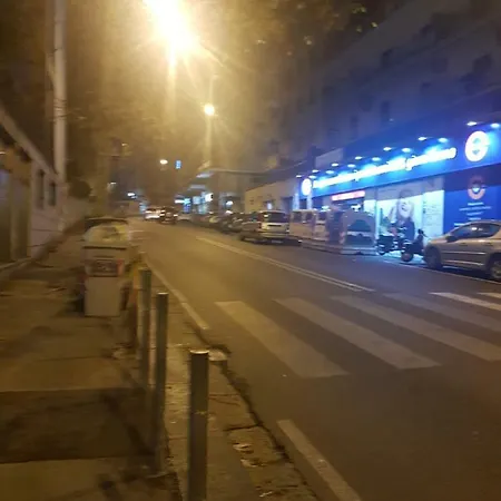 Small Bedroom Vomero's מלון *
