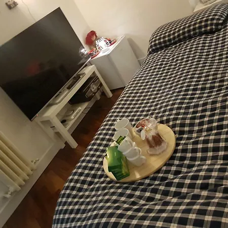 Small Bedroom Vomero's ホテル